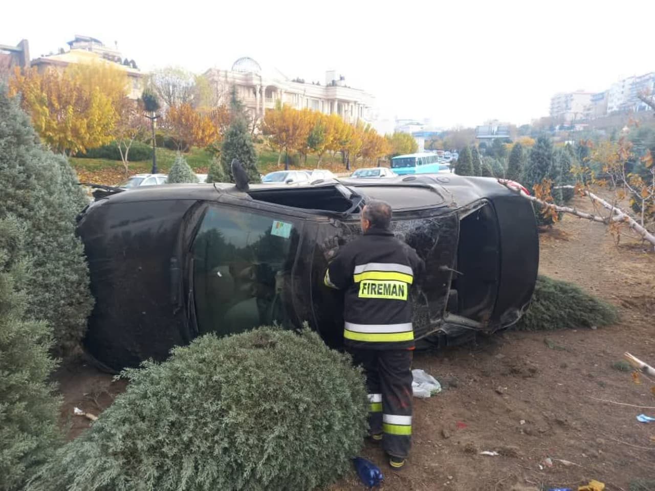 عمیات امداد توسط آتش‌نشانی